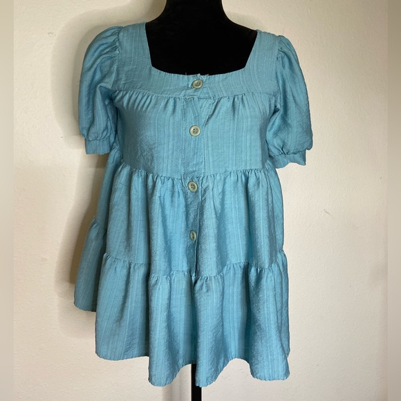 Turquoise Short Sleeve Button Up Blouse with Bubble Sleeves Size Medium - Picture 1 of 4